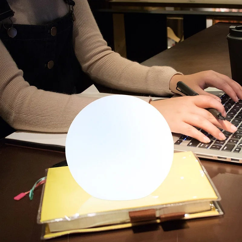 Homezie™ - Draadloze LED Tafellamp met 16 Kleuren!